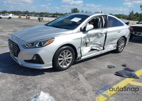 2018 Hyundai Sonata Se из США, поврежденный, VIN 5NPE24AF3JH685643